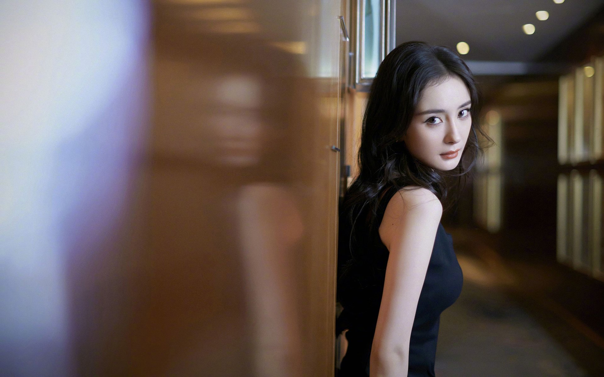 开云-尤文图斯球员伊瓜因在比赛中射入关键进球，伊瓜因在尤文的表现